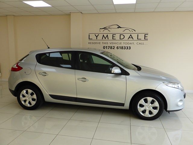 2009 RENAULT MEGANE 1.5 image 2