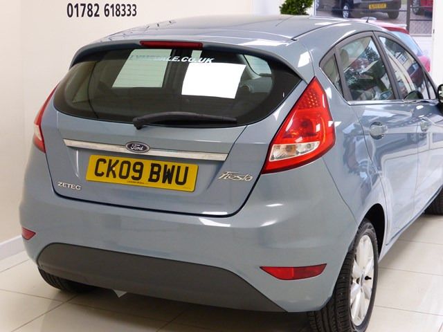 2009 FORD FIESTA 1.2 ZETEC image 3