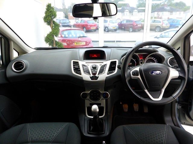 2009 FORD FIESTA 1.2 ZETEC image 4