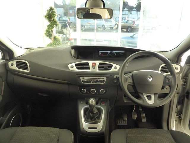 2010 RENAULT GRAND SCENIC 1.4 image 4