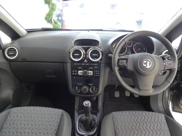 2013 VAUXHALL CORSA 1.2 SE image 4