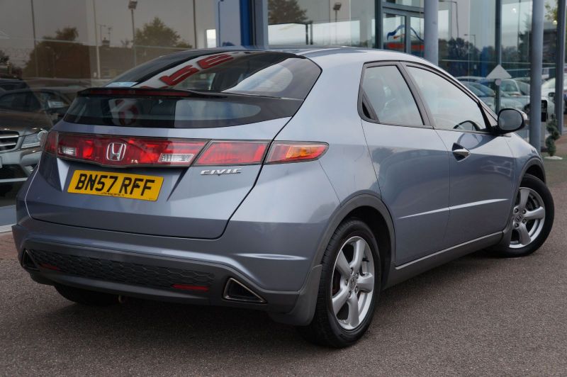 2007 Honda Civic 1.8 i-VTEC SE image 3