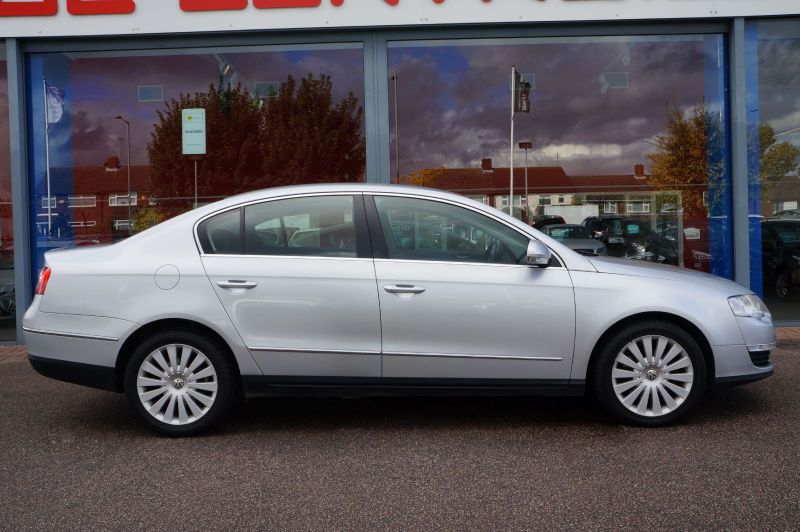 2008 Volkswagen Passat 2.0 image 2