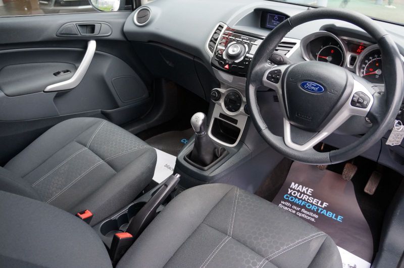 2011 Ford Fiesta 1.4 image 4