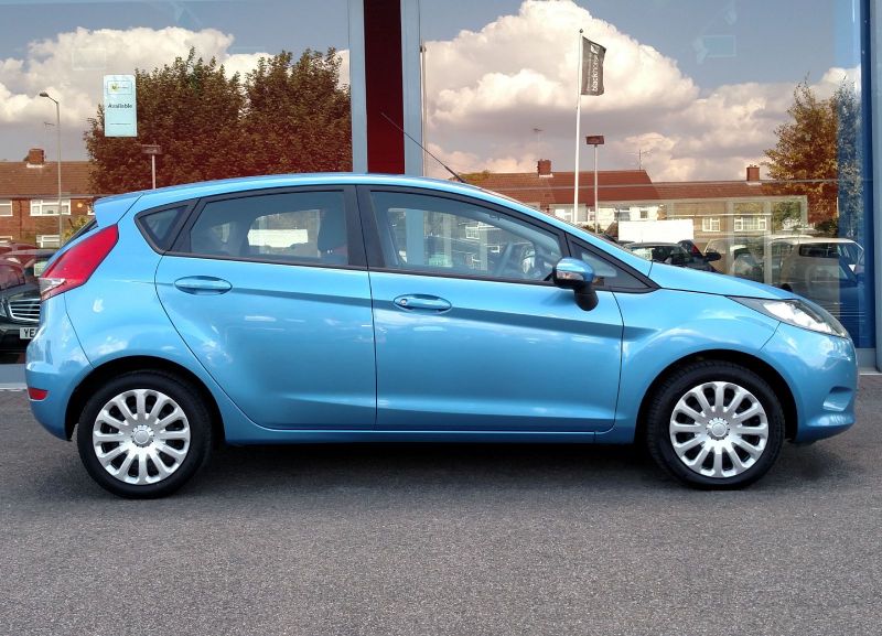 2012 Ford Fiesta 1.4 TDCi image 2