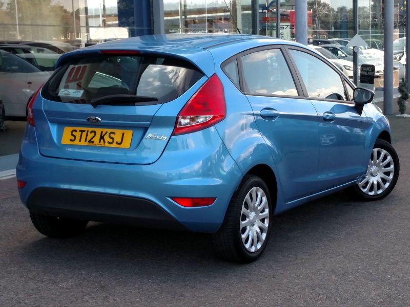 2012 Ford Fiesta 1.4 TDCi image 3