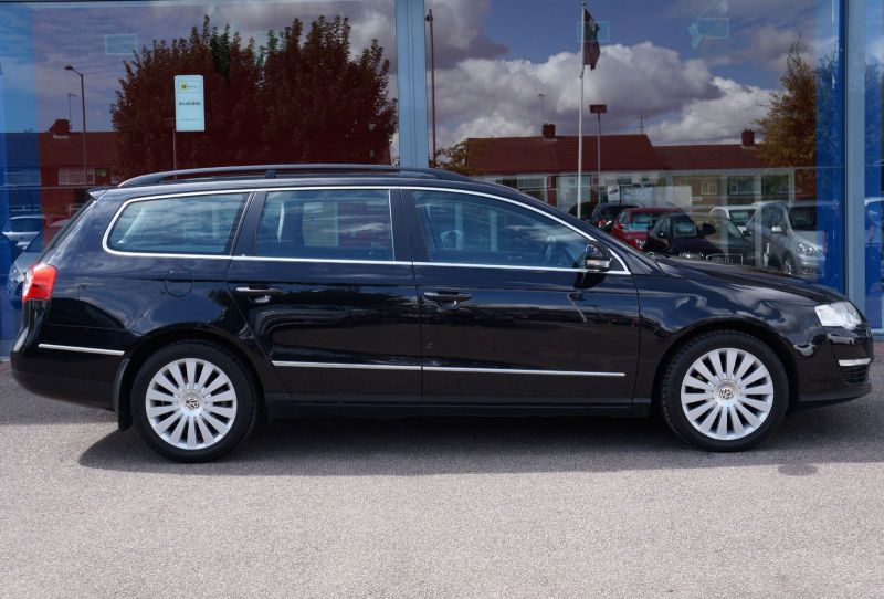 2008 Volkswagen Passat 2.0 image 2