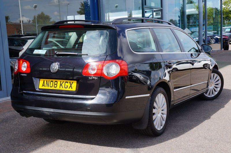 2008 Volkswagen Passat 2.0 image 3