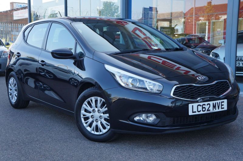 2012 Kia Ceed 1.4 image 1
