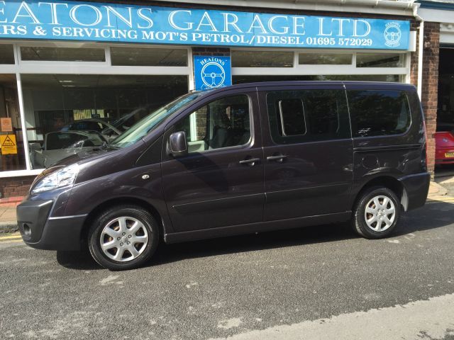 2010 PEUGEOT EXPERT TEPEE 2.0 HDi image 2