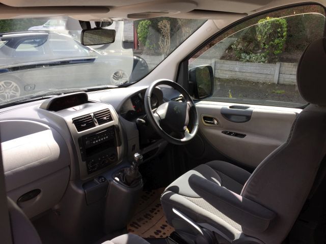 2010 PEUGEOT EXPERT TEPEE 2.0 HDi image 5