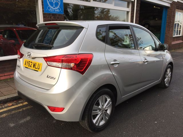 2012 HYUNDAI IX20 1.6 Active image 3
