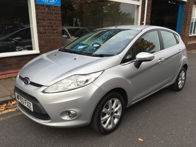 2010 FORD FIESTA 1.4 image 1