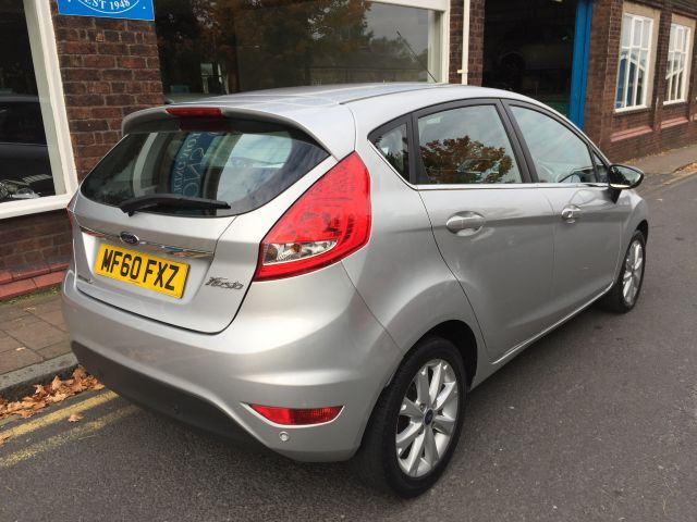 2010 FORD FIESTA 1.4 image 3