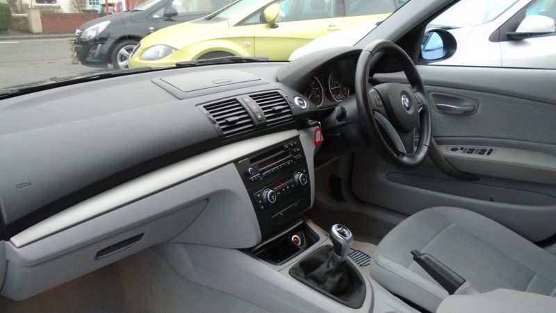 2008 BMW 118D 2.0 SE 5Dr image 5