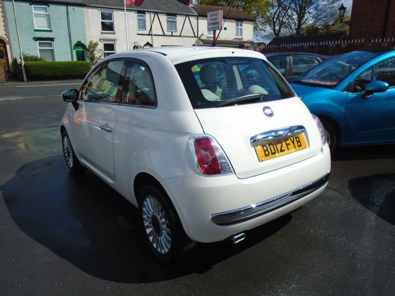 2012 Fiat 500 Lounge 1.2i image 2