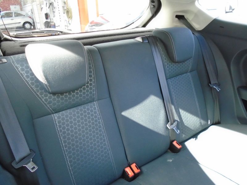 2011 Ford Fiesta 1.25 Zetec image 5