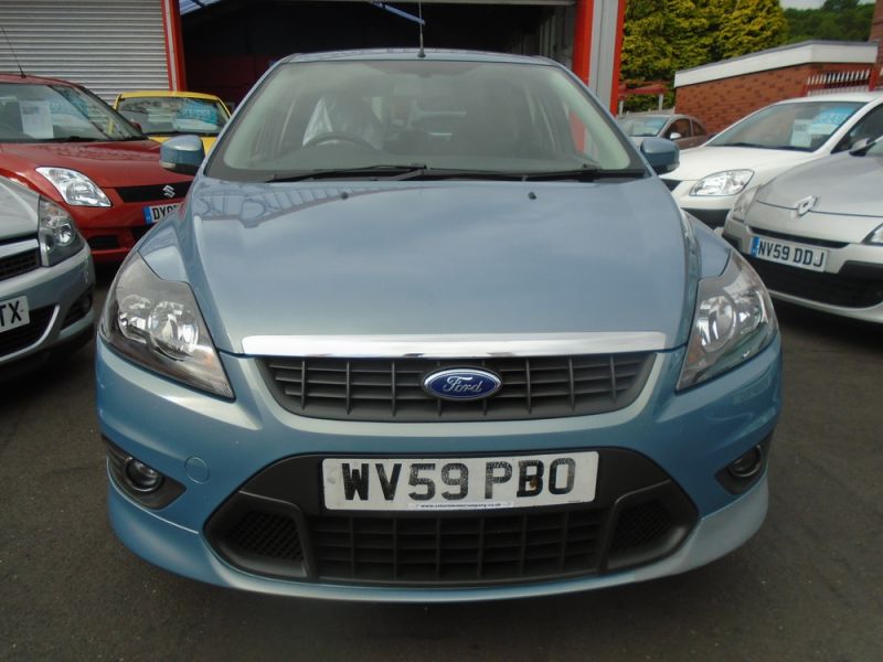 2009 Ford Focus 1.6 Zetec S 5dr image 3