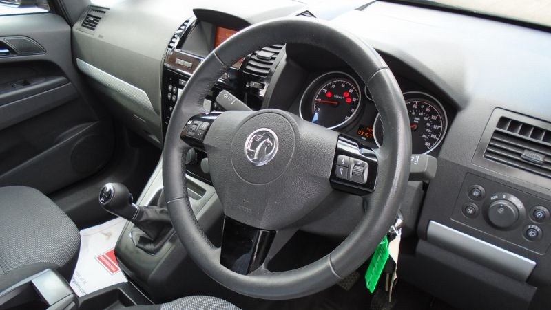2012 Vauxhall Zafira 1.8i Design image 4