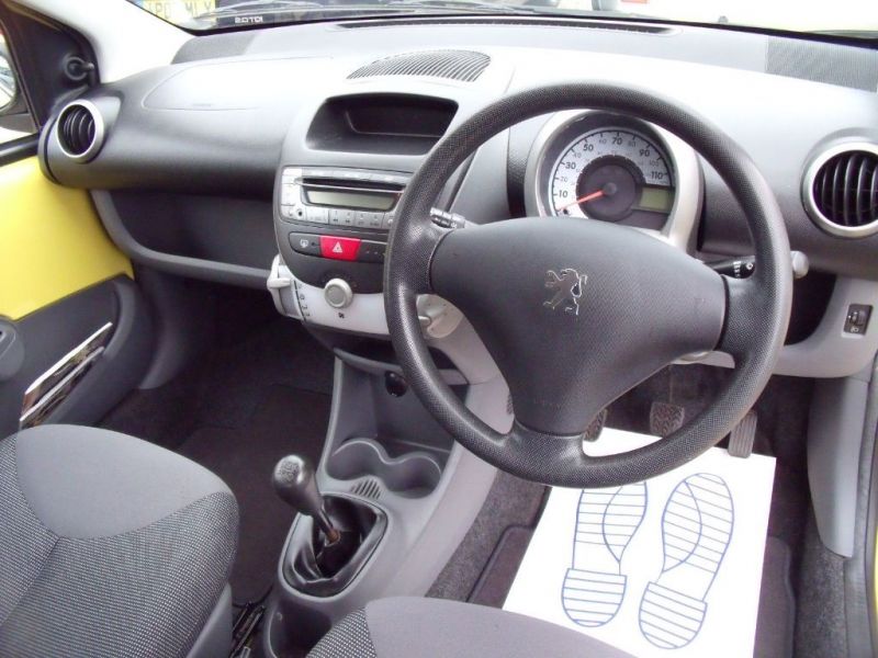 2007 Peugeot 107 1.0 Urban image 4