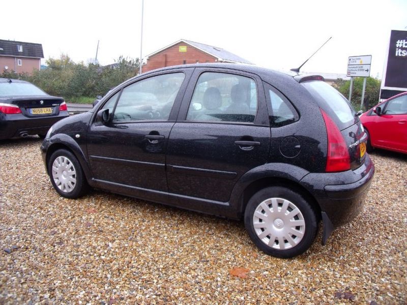 2005 Citroen C3 1.4 SX 5dr image 2