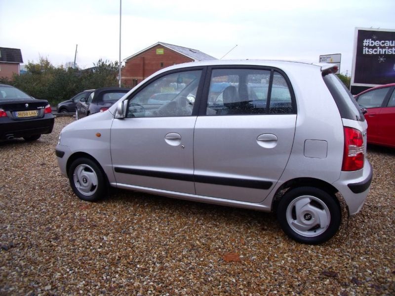 2007 Hyundai Amica 1.1 CDX 5dr image 3