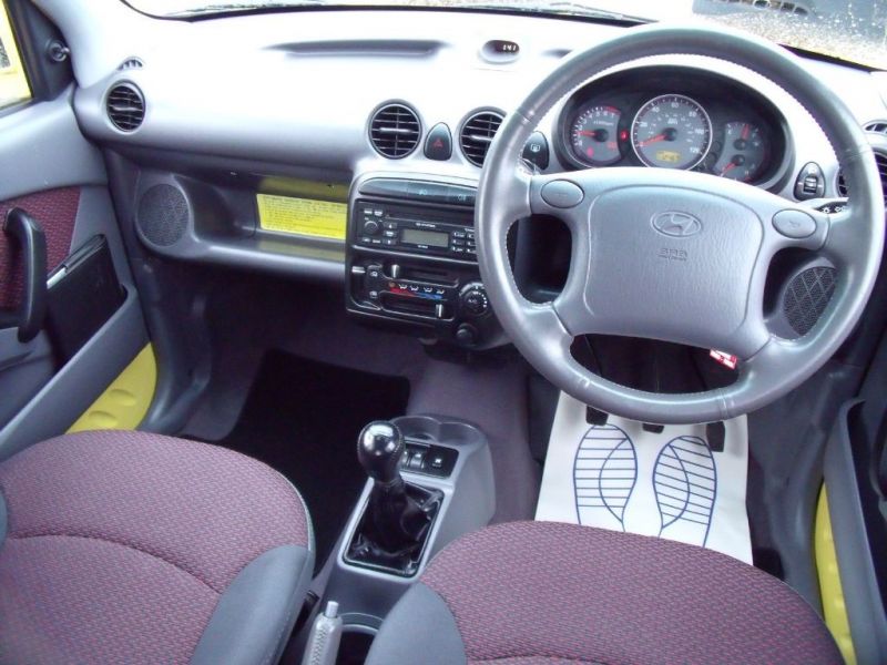 2007 Hyundai Amica 1.1 CDX 5dr image 4