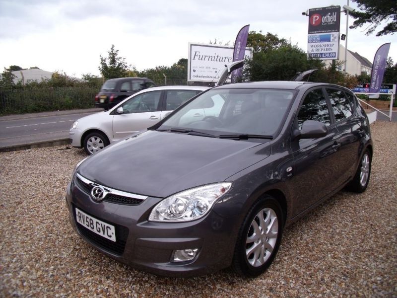 2009 Hyundai i30 1.6 CRDi Style 5dr image 1