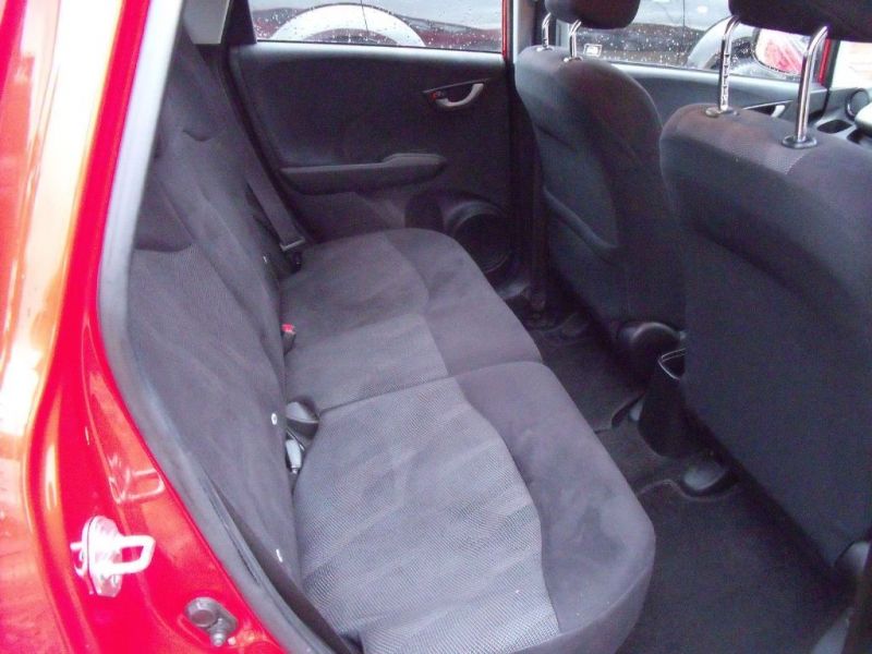 2010 Honda Jazz 1.4 i-VTec ES 5dr image 5