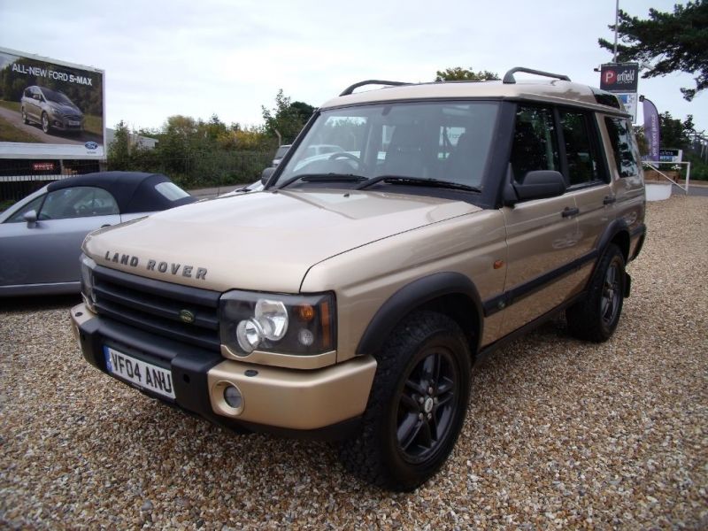 2004 Land Rover Discovery 2.5 4x4 5dr image 1