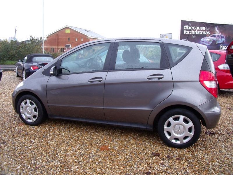 2010 Mercedes-Benz A180 CDI 2.0 image 3