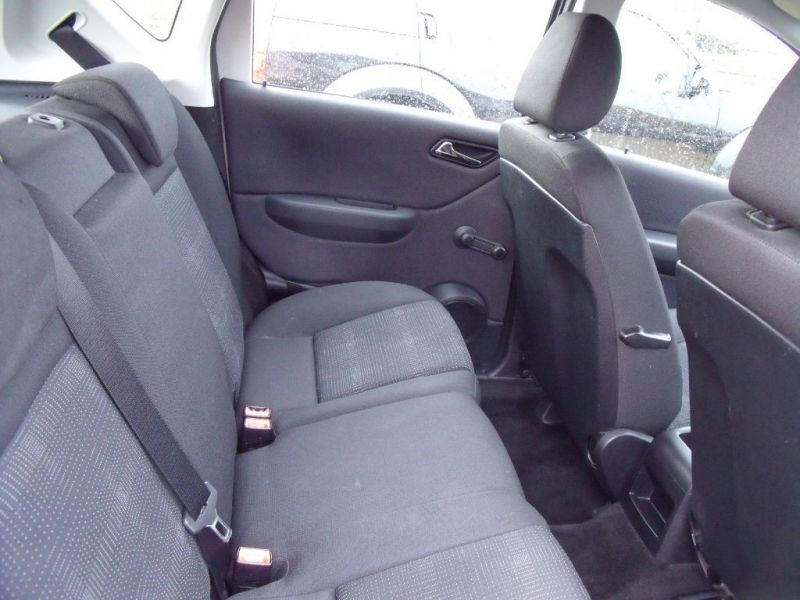 2010 Mercedes-Benz A180 CDI 2.0 image 5