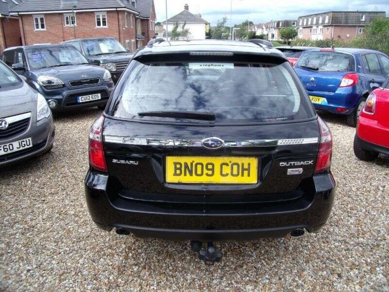 2009 Subaru Outback 2.0d REN Boxer image 3