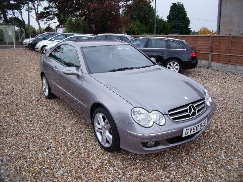 2008 Mercedes-Benz CLK200 Kompressor image 2