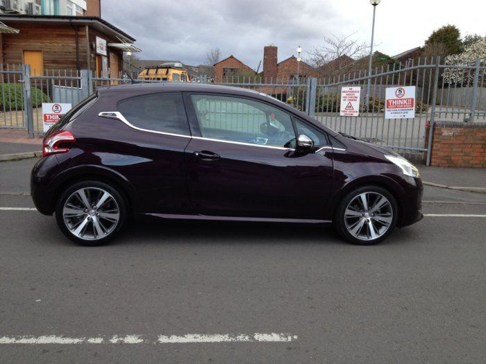 2013 Peugeot 208 1.6 e-HDi XY 3dr image 2
