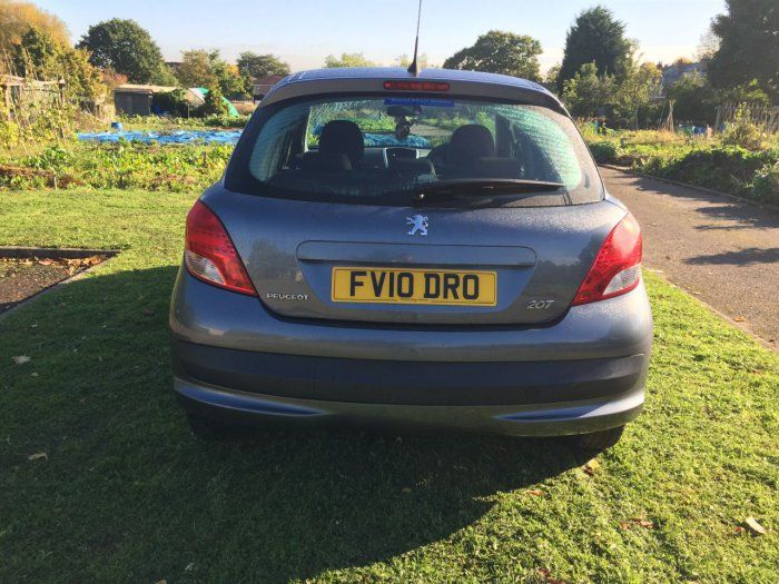 2010 Peugeot 207 1.4 VTi S image 3