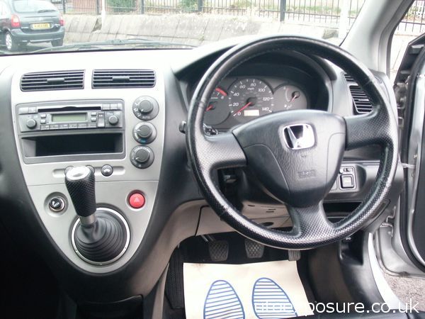 2003 Honda Civic 1.6 i image 4