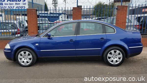 2004 Volkswagen Passat 1.9 Sport TDI image 2