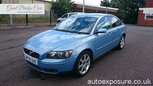 2005 Volvo S40 2.0D SE image 1
