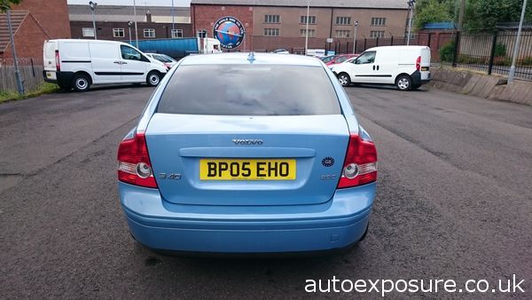 2005 Volvo S40 2.0D SE image 3