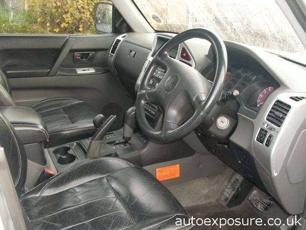 2002 Mitsubishi Shogun 3.2 image 5