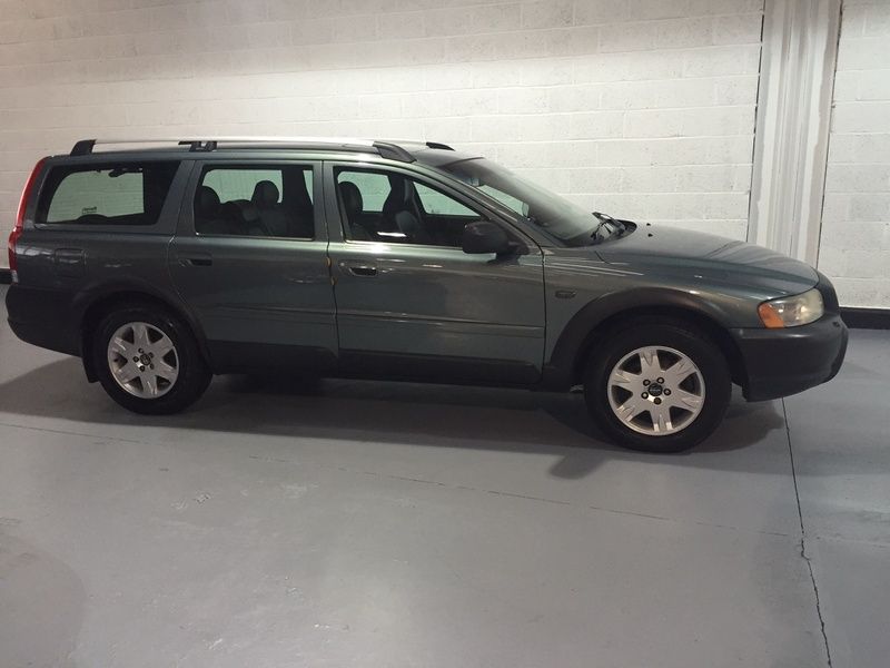 2004 Volvo XC70 D5 SE LUX image 2