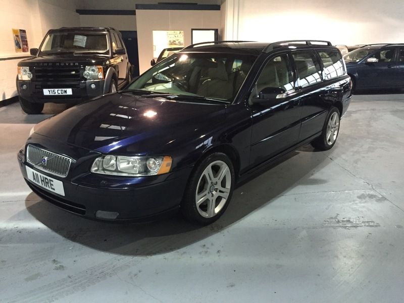 2007 Volvo V70 D5 se sport image 1