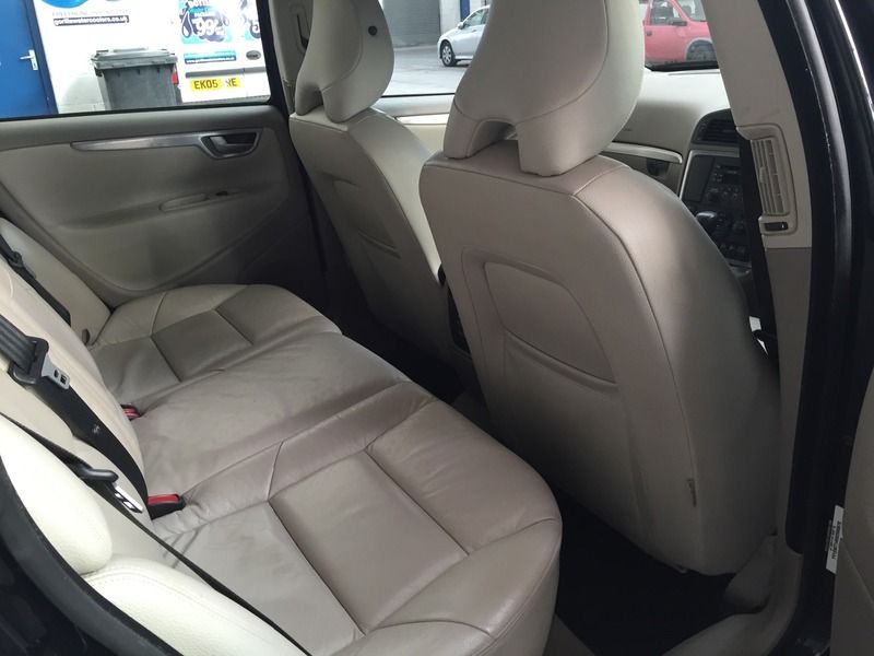 2007 Volvo V70 SE D5 image 5