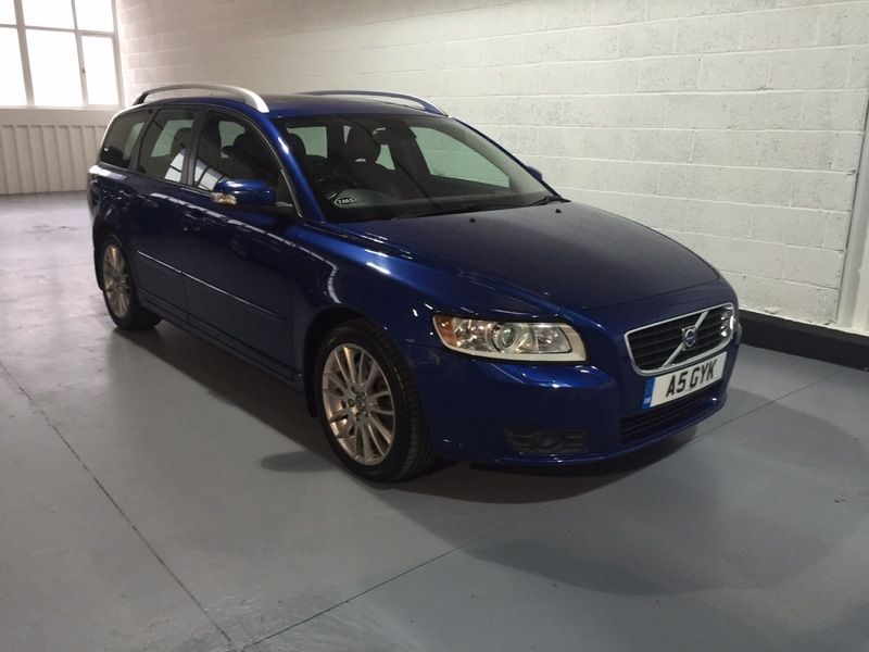 2008 Volvo V50 SE image 1