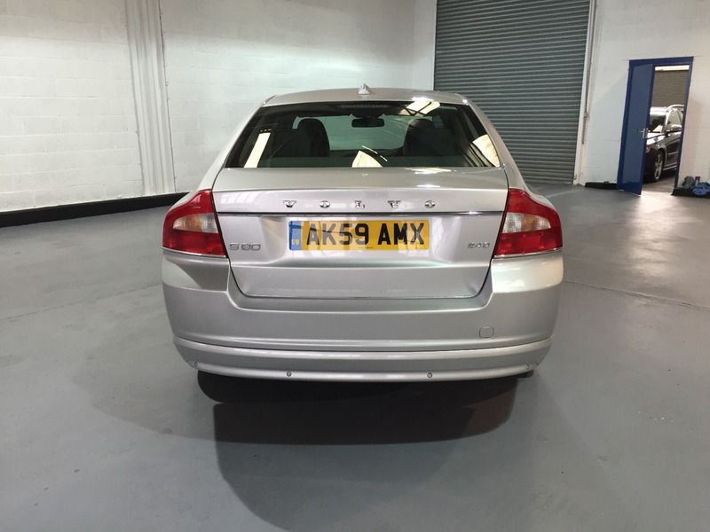 2009 Volvo S80 D SE image 2