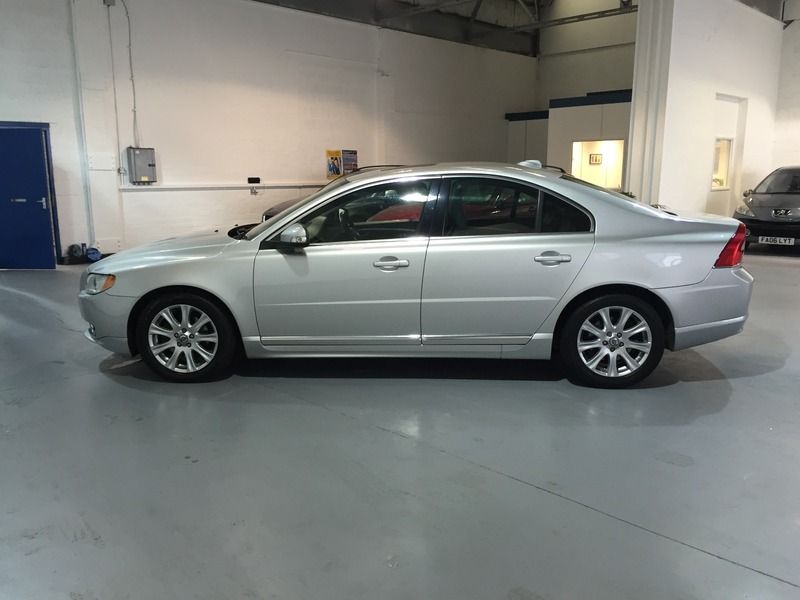 2009 Volvo S80 D SE image 3