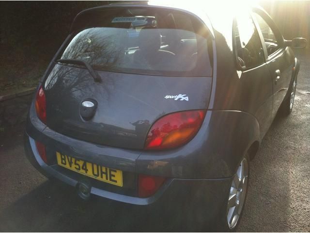 2004 Ford SportKa 1.6i Sport image 2
