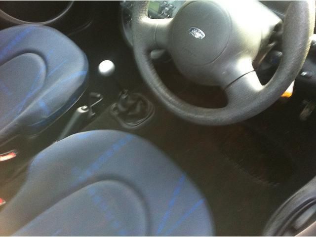 2004 Ford SportKa 1.6i Sport image 4