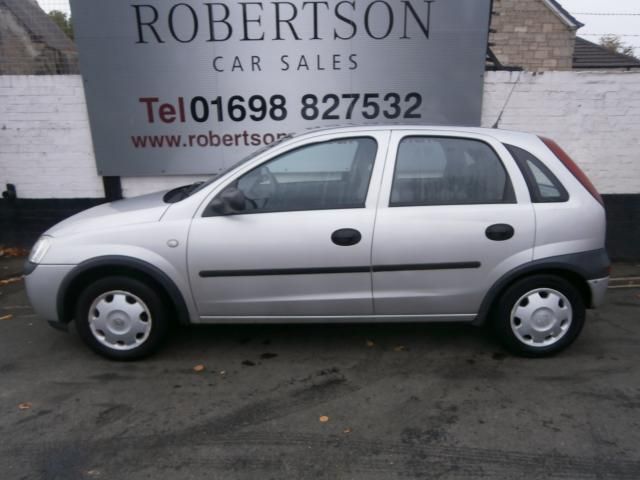 2001 VAUXHALL CORSA 1.2 image 2